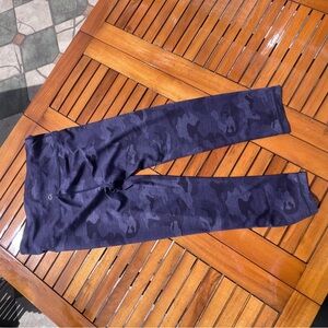 Camo Print Leggings in Blue and Black